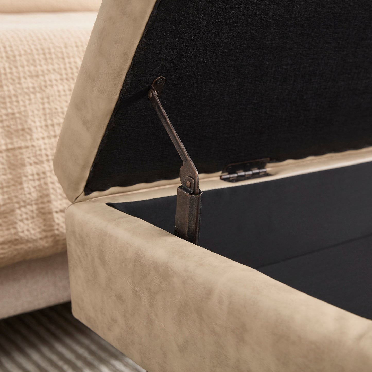 Teddy wool fabric, solid wood feet for solid weighing, and bed end