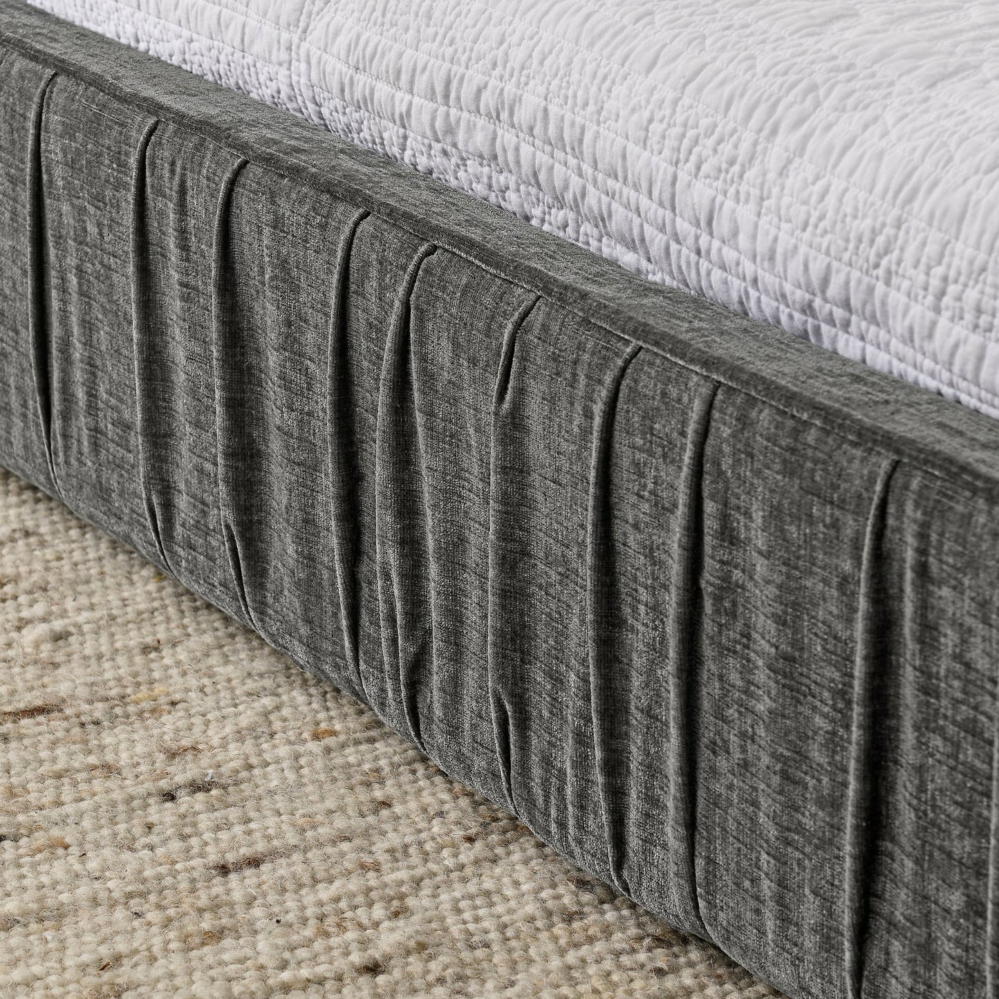 Modern Queen Size Upholstered Bed Frame with Chenille Fabric and